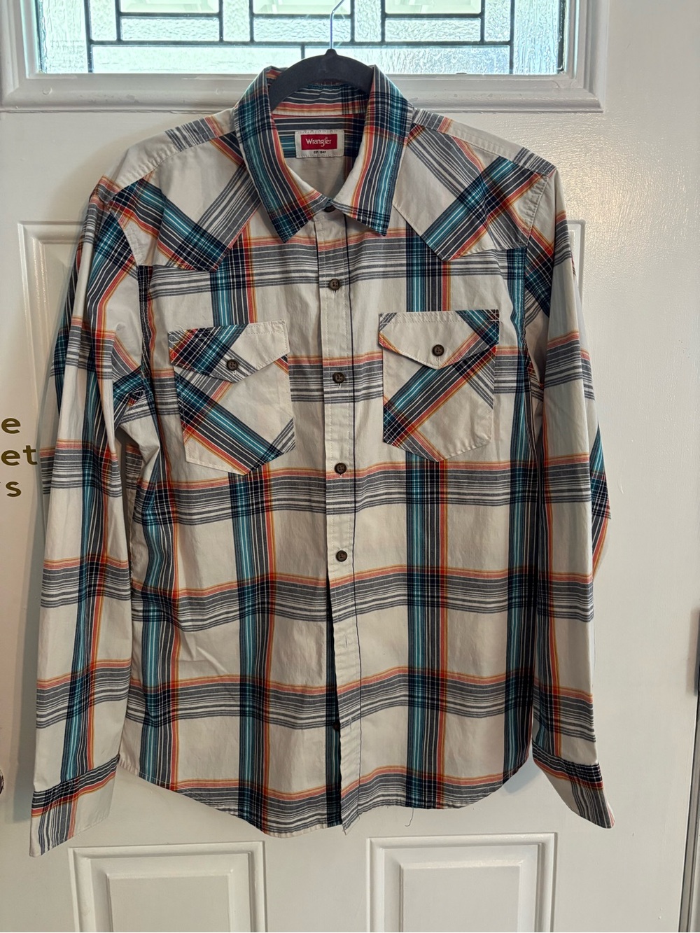 Wrangler Men’s White Plaid Button-Down Shirt with Teal and Orange Stripes